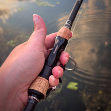 Load image into Gallery viewer, Megabass Destroyer Wind Buster F3.1/2-72XS
